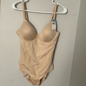 MAIDENFORM SHAPEWEAR NWT SIZE 36C